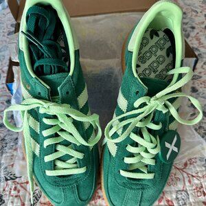 Adidas Handball Spezial Women's Green on Green Sz. 5.5